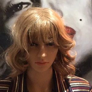 Synthetic Capless Rihanna Wig